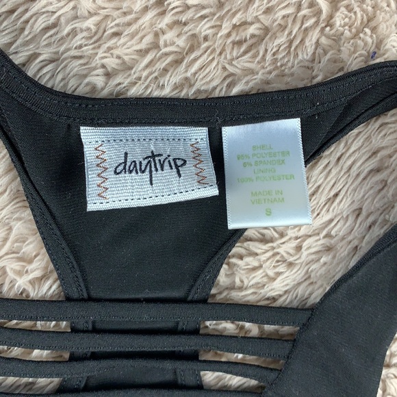 Daytrip Sports Bra - Picture 2 of 3